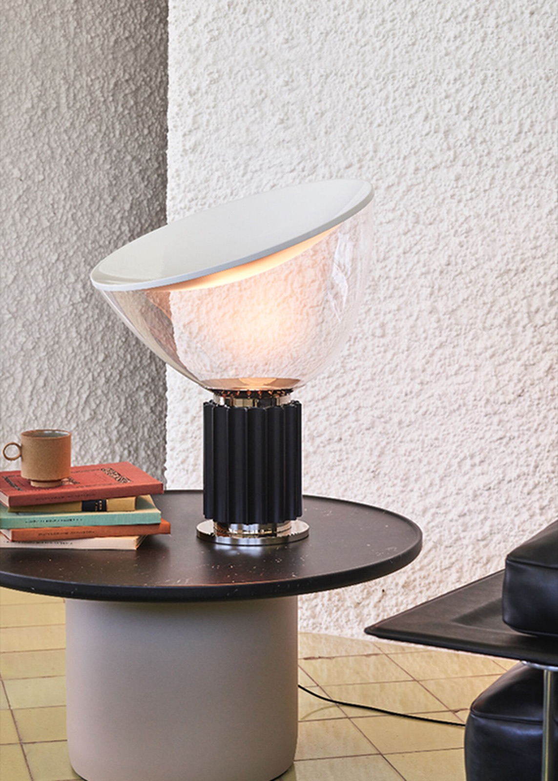 Flos Taccia Tischleuchte von Achille und Pier Giacomo Castiglioni