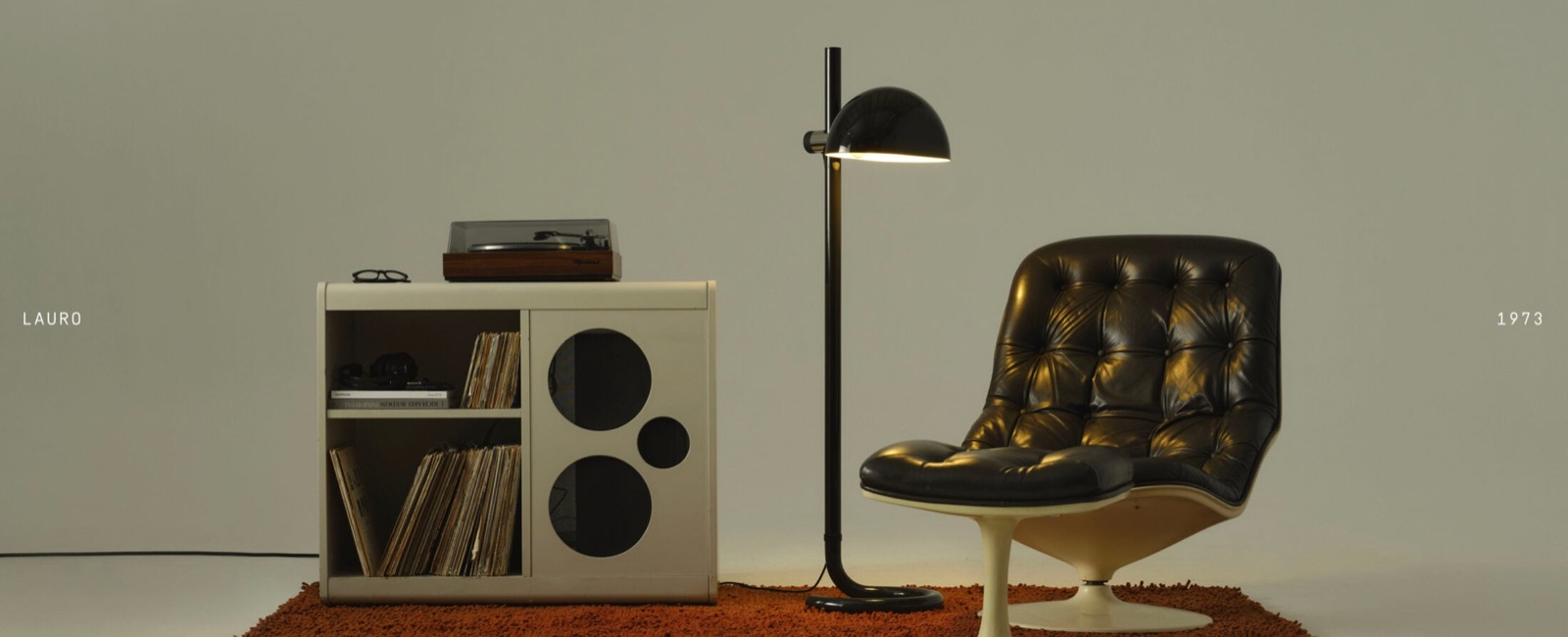 Marset Lauro Leuchte in warmem Interieur